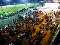 　東引鄉慶祝中秋佳節，在忠誠門前廣場舉辦全鄉烤肉活動。（圖／文：陳其敏）