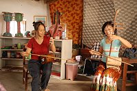 藝轉巷弄 琴牽牛角(圖與文:邱竟瑋)