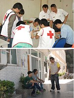 北竿小坵海域13日晚間發生一起大陸漁船翻覆事件,絞纜的大陸漁船隨即觸礁沉沒,海巡與移民署、紅十字會給予人道協助。(圖/文:邱竟瑋)