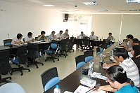 經濟部中辦與縣長、立委及鄉公所討論市場改建問題。(圖/文:邱竟瑋)