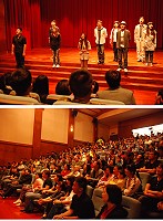 建國百年•光輝十月音樂會,原本只能坐兩、三百人的民俗文物館演藝廳連走道都坐滿人,欣賞歌手純淨的嗓音。(圖/文:邱竟瑋)
