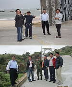上圖:馬祖酒廠董事長許明材走訪莒光,尋找適合設置老酒酒廠的地點。(圖/文:林冰芳);下圖:馬祖酒廠董事長許明材等一行西莒會勘老酒生產專區。(圖/文:陳樂團)