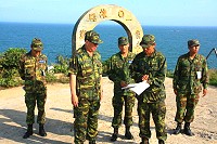 　任指揮官自就任起，即多次親赴各地區視導會勘閒置營區檢討情形，推動防區列管營地釋出作業。（圖／文：廖文禮）