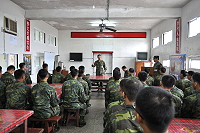 　政戰主任吳將軍對幹訓班官兵精神講話。（圖／文：陳瑞誠）