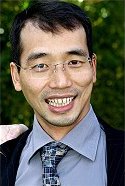 計畫在一、兩年後回馬祖研究軍民關係的陳松全,把範圍放在民國三十八年以後,十月底曾返回馬祖,與縣長楊綏生和恩師洽談研究事宜。(圖:陳松全提供)