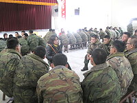 　志工媽媽與新兵面對面，經驗分享。（圖／文：陳瑞誠）