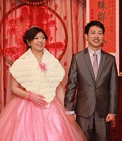 家住南竿中隴的陳福忠新婚,取台灣美嬌娘在馬祖辦桌。(圖:陳福忠、黃姿婷提供)