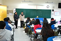 　大學學測昨天登場，縣長楊綏生也特別前往馬中考場為學生加油，勉勵學生以平常心應試。（圖／文：劉秋月）