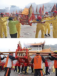 2012年北竿擺暝文化祭,各路神轎齊聚繞境祈福。(圖/文:邱竟瑋)