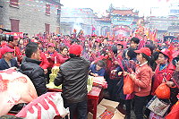 全村一起來熱鬧!(圖與文:張登傑、陳樂團)