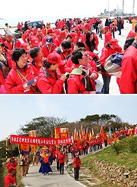 東莒大浦境謁祖之旅昨日中午返抵東莒,陣頭隊伍步行護送五位靈公金身回宮,圓滿完成祖廟進香行程。(圖:曹以鋒提供)