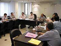 　縣府交通局昨日下午邀集新臺馬輪建造廠商、專案管理聯設中心於縣府台辦處召開新臺馬輪統包工程業務協調會。（圖：縣府交通局提供）