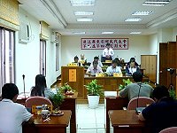 　東引鄉民代表會第九屆第四次定期大會開議，鄉代表關心東引未來發展前景。（圖／文：陳其敏） 