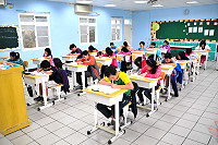 溫世仁文教基金會101年國民中小學作文比賽舉辦決賽,地區昨天於中正國中小與全國同步進行,成績預定6月13日公佈。(圖/文:曹重偉)