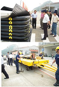 北竿航空站舉辦年度防災演練,模擬以舉升設備拖離下陷之航空器。(圖:北竿航空站提供)