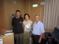 　李小石桃園文化局講演，講題為我山極峰的生命壯遊，桃園馬祖同鄉會陳寶佺夫妻前往參與，也走告馬祖鄉親踴躍參加。（圖： 桃園馬祖同鄉會）