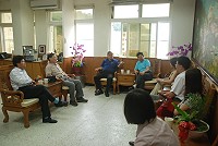 行政院農業委員會昨抵馬視查100年離島建設基金所補助的農業建設計畫,並拜會縣長楊綏生。(圖/文:邱竟瑋)
