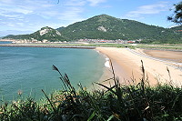 　藍天碧海白沙灘。（圖／文：陳鵬雄）