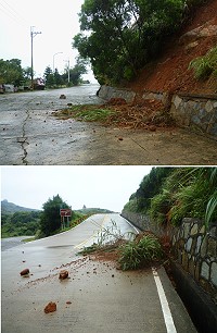 禁不起颱風豪雨的沖刷,東引中正路、燈塔路等路段,出現小規模坍方與落石。(圖/文:陳其敏)