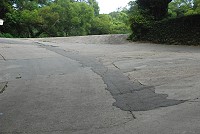 原訂今年夏天施作的津沙公園至津沙村段道路整建工程,因觀光旺季可能延至10月進場。(圖/文:邱竟瑋)