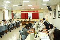 　內政部入出國及移民署昨天下午於縣府舉行8月份「外籍與大陸配偶關懷網路」馬祖場會議，介紹最新政策－全國新住民火炬計畫。（圖／文：邱竟瑋）