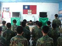 章將軍於北指部幹訓班與新兵座談。(圖/文:謝育庭)