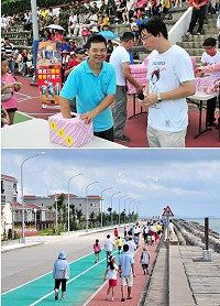 　天公作美好天氣，縣警局「101年度交通安全宣導－大家一起來健走」，吸引400位軍民前往參加，縣長楊綏生全程參與健行並為鄉親抽出多項大獎，現場氣氛熱烈。（圖／文：曹重偉）