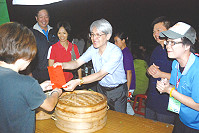 全村一起來熱鬧!(圖與文:張登傑、陳樂團)