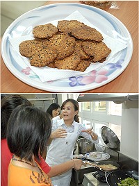 　縣府建設局昨天邀請台南區農業改良場專家陳曉菁來馬指導製作冬瓜茶磚，為馬祖經常盛產的冬瓜找尋新出路，現場也教導米食點心。（圖／文：邱竟瑋）