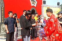 全村一起來熱鬧!(圖與文:張登傑、陳樂團)