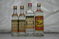 　台灣銷路網站發表馬酒組，展示0.3馬祖方瓶大&#40623;、0.6馬祖方瓶大&#40623;及天馬酒。（圖：品酒網）