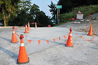 　北竿鄉公所針對主要道路坑洞進行修補作業。（圖／文：陳鵬雄） 