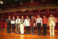 　八德市101年第34屆榮民節10月30日舉行，馬祖旅台榮民獲獎，他們對國家社會都有長年的貢獻。（圖：桃園縣馬祖同鄉會提供）