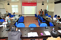 為協助各社區發展協會處理相關行政程序,民政局特別舉辦「101年社區培力訓練-會務、財務研習課程」,由長榮大學社會力研究發展中心支援專業師資抵馬指導,各社區發展協會主要幹部均前往聆聽。(圖/文:曹重偉)