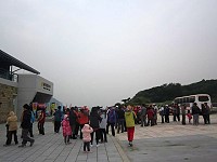 　淡季馬祖旅遊仍有人氣，馬祖國家風景區管理處南竿遊客中心8日迎接近300人次遊客。（圖：馬管處南竿遊客中心提供）