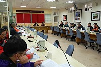 　縣府召開縣長政見及願景目標執行情形審查會，縣長楊綏生對於政見執行進度的數字，要求檢視標準必須一致，並請各單位針對下一期離島綜合發展計畫預作規劃。（圖／文：劉秋月）
