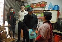 　連江縣衛生局昨舉行「歲末寒冬送暖訪視活動」，關懷地區弱勢家庭及獨居老人，另外也訪視一些平常衛教關懷的對象。（圖／文：邱竟瑋）