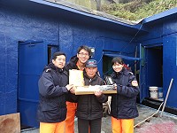 東引中柱安檢所探視獨居老人,獻上新春祝福。(圖:東引中柱安檢所提供)