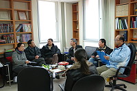 　南北竿小白船票價補貼新政策3月1日起正式實施，昨交通局召開協調會議，設籍馬祖鄉親票價不變，但認證不認人，鄉親務必攜帶身分證或使用縣民悠遊卡，未設籍馬祖的旅客必需支付全票160元或半票80元。（圖／文：劉秋月）