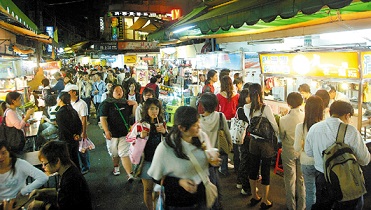 台北市大安區公害陳情案件屢創新高,師大夜市、通化夜市及忠孝東路商圈,是區內主要的汙染源。(圖:聯合報系資料照片)