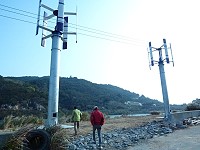 推動綠能示範園區,縣府今年於南竿后澳水庫周邊興建兩座純風力發電裝置,各4kw功率,提供水庫機組所需要的電力。(圖:縣府建設局提供)