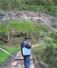 上圖:鄉親透過臉書po出青檀澳小路污水及泥漿覆蓋下方山坡。下圖:環保局實地勘察並拍照,要求業者限期改善。(圖:臉書、李詩云)