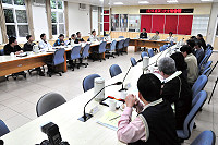 　縣長楊綏生主持今年第3次主管會報暨公共安全會報，指出公務人員是良心事業，期許團隊在有限的時間內，把握鄉親託付的機會去表現。（圖／文：曹重偉）