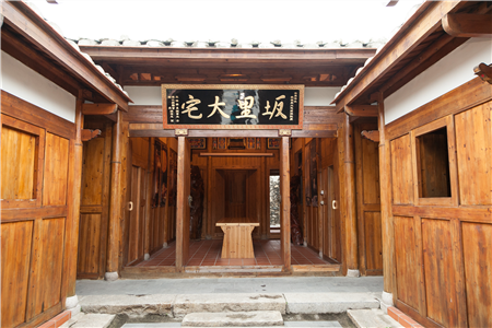 圖說:入住坂里大宅民宿,感受閩東老房子氣味。(欣傳媒記者陳建宏攝)
