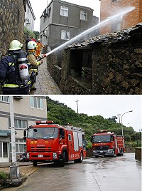 因應地區建築特性及提升巷弄救災能力,連江縣消防局今年上半年度消防人員常訓,特別移師復興村進行並模擬救災體驗,每位學員都獲益良多。(圖/文:曹重偉)