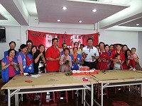 田澳社協社區關懷據點粽香慶端節活動,鄉長柯玉官等到場參加,現場邀請社區內長輩與大夥一起分享佳節喜氣。(圖:田澳社協提供)