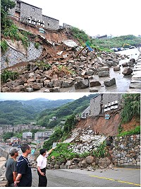 芹壁南面山發生嚴重土石滑落危及上方民宅,縣長與公所現勘研商處置方式。(圖/文:陳鵬雄)