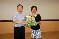 馬中前校長蔡國強回訪馬祖,與縣府秘書長劉羽茵等相見歡。(圖/文:邱竟瑋)