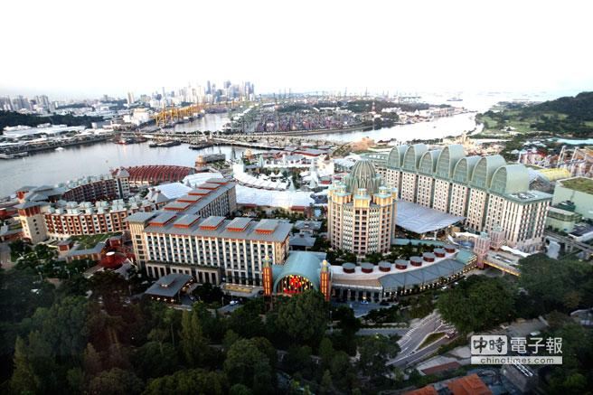 聖淘沙位於新加坡的最南端,設有賭場、海洋生物園、海事博物館等,是一座十足的人工島嶼。(聖淘沙位於新加坡的最南端,設有賭場、海洋生物園、海事博物館等,是一座十足的人工島嶼。(圖/中時電子報陳信翰攝)