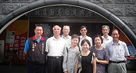 　前縣長曹常順9日與馬祖初中第1屆校友參訪桃園縣馬祖會館，關懷旅台鄉親。（圖：桃園縣馬祖同鄉會提供）